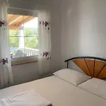 Relax - * Drvenik Veli