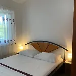 Relax - * Drvenik Veli