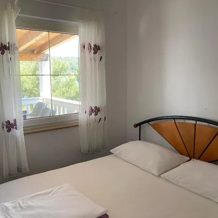 Relax - * Veliki Drvenik